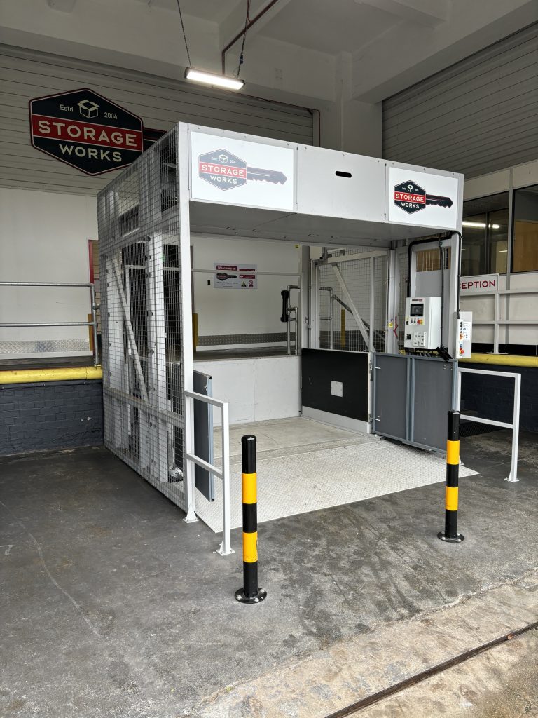 2 pallet dock lift